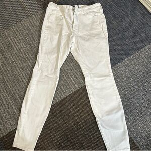 Hollister White Skinny Jeans SIZE 8R